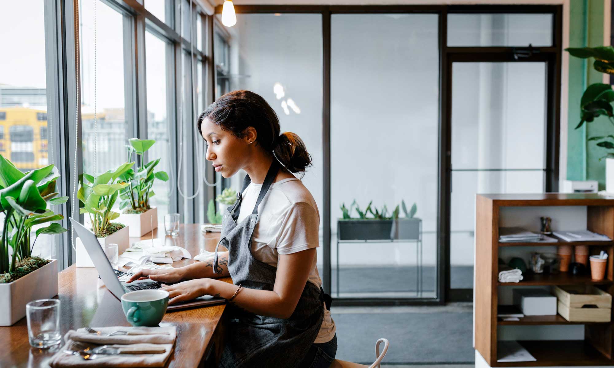 Изображение к новости Facebook добавляет возможности для продвижения бизнеса, расписание для сторис и новый тип рекламы