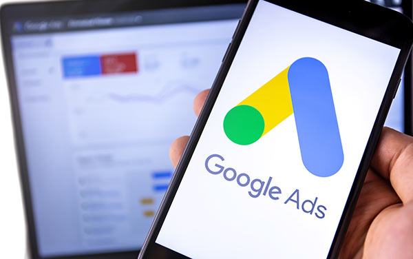 Проблема в Google Ads привела к колебаниям расходов для стратегий ставок tROAS и Maximize Conversion Value 2 декабря